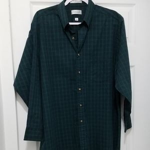 Van Heusen Broadcloth shirt